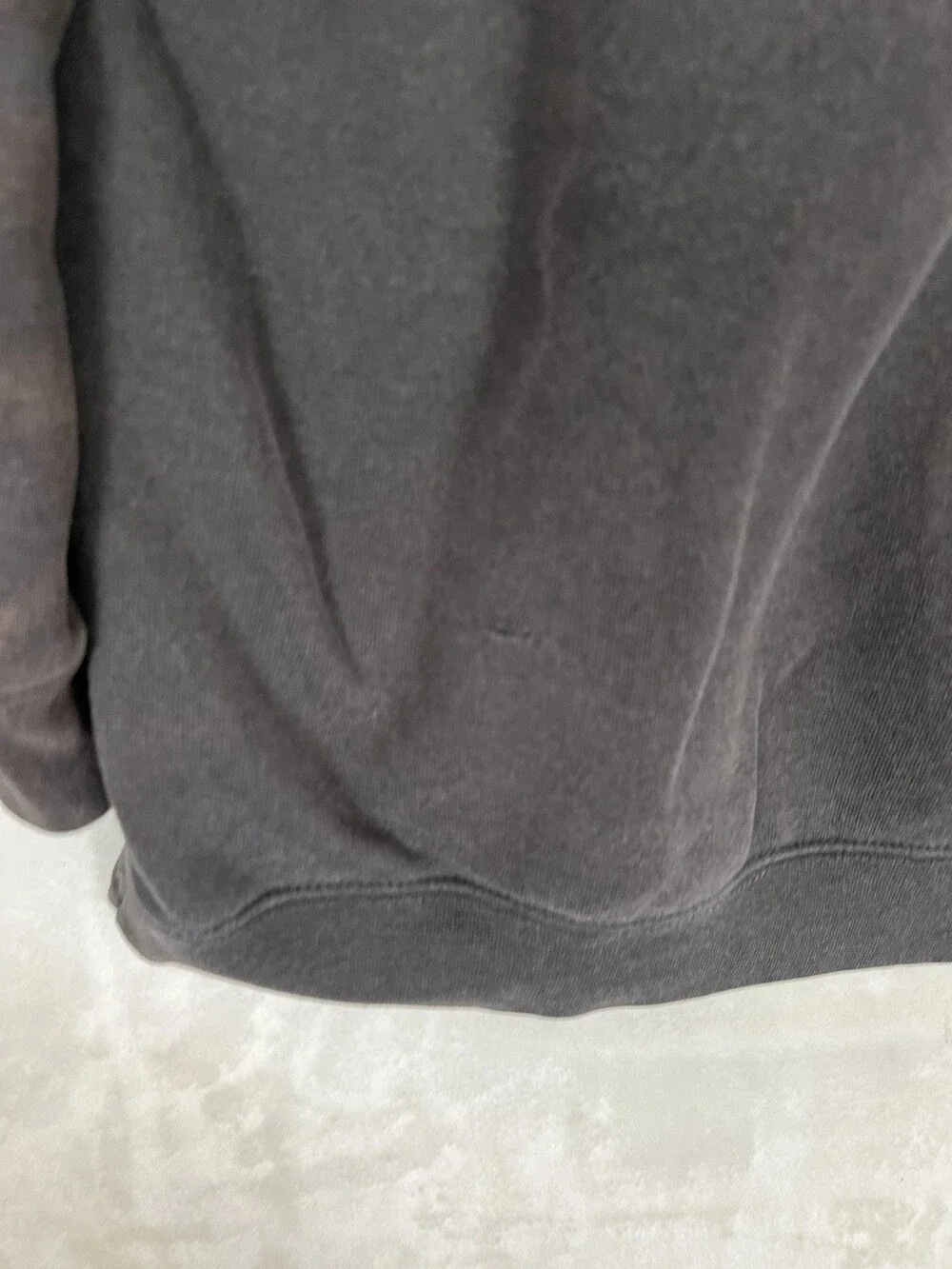 Carhartt Hoodie Sweatshirt Mens XL Black Spell Out Arm Sun Faded Thrashed